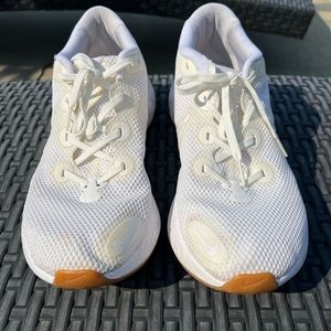 White on White Nike Renew